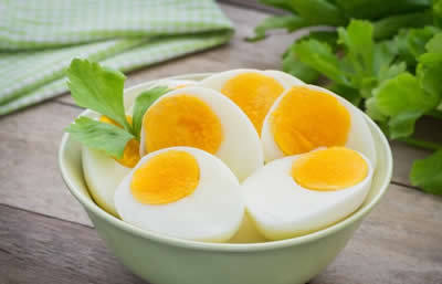 cilt için protein deposu yumurta